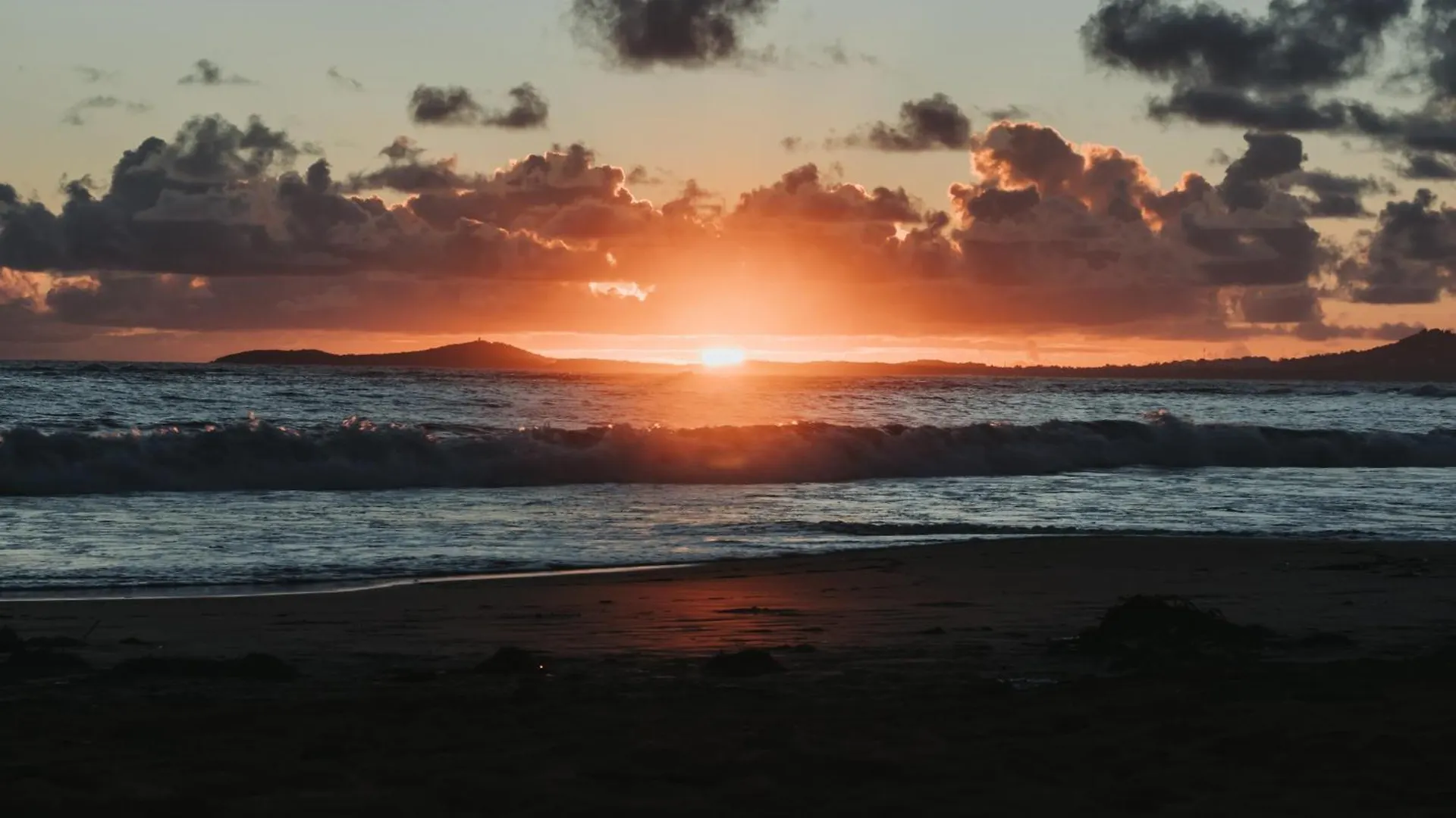 Oceanview Apartment Steps To The Beach Luquillo